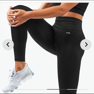 BALANCE V2 SEAMLESS LEGGINGS sz S